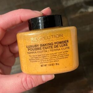 Revolution Luxury Baking Powder Terra Cotta | MSRP $13 | New